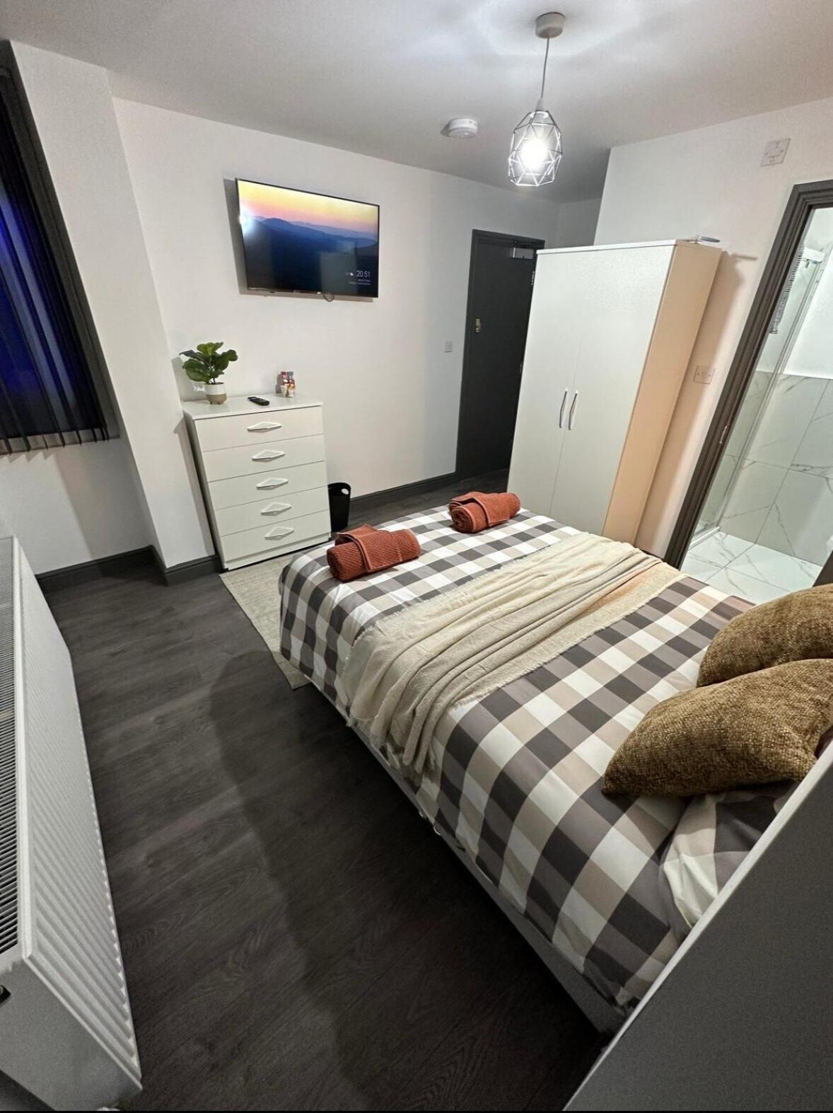 The Little Oaks Apartment เบอร์มิงแฮม ภายนอก รูปภาพ