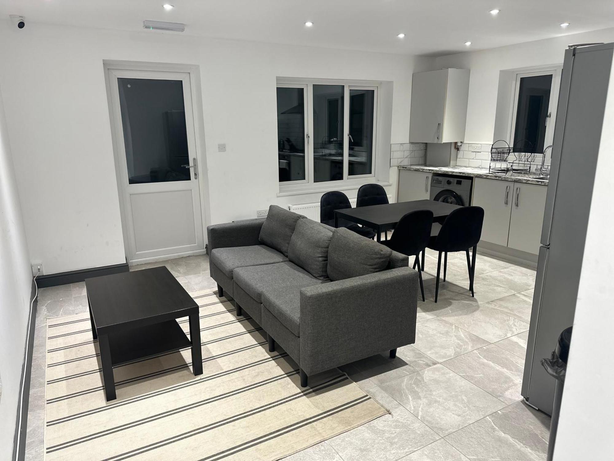 The Little Oaks Apartment เบอร์มิงแฮม ภายนอก รูปภาพ